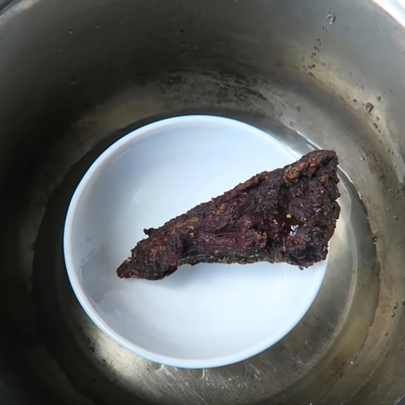 cách chế biến thịt trâu gác bếp bằng hấp cách thủy
